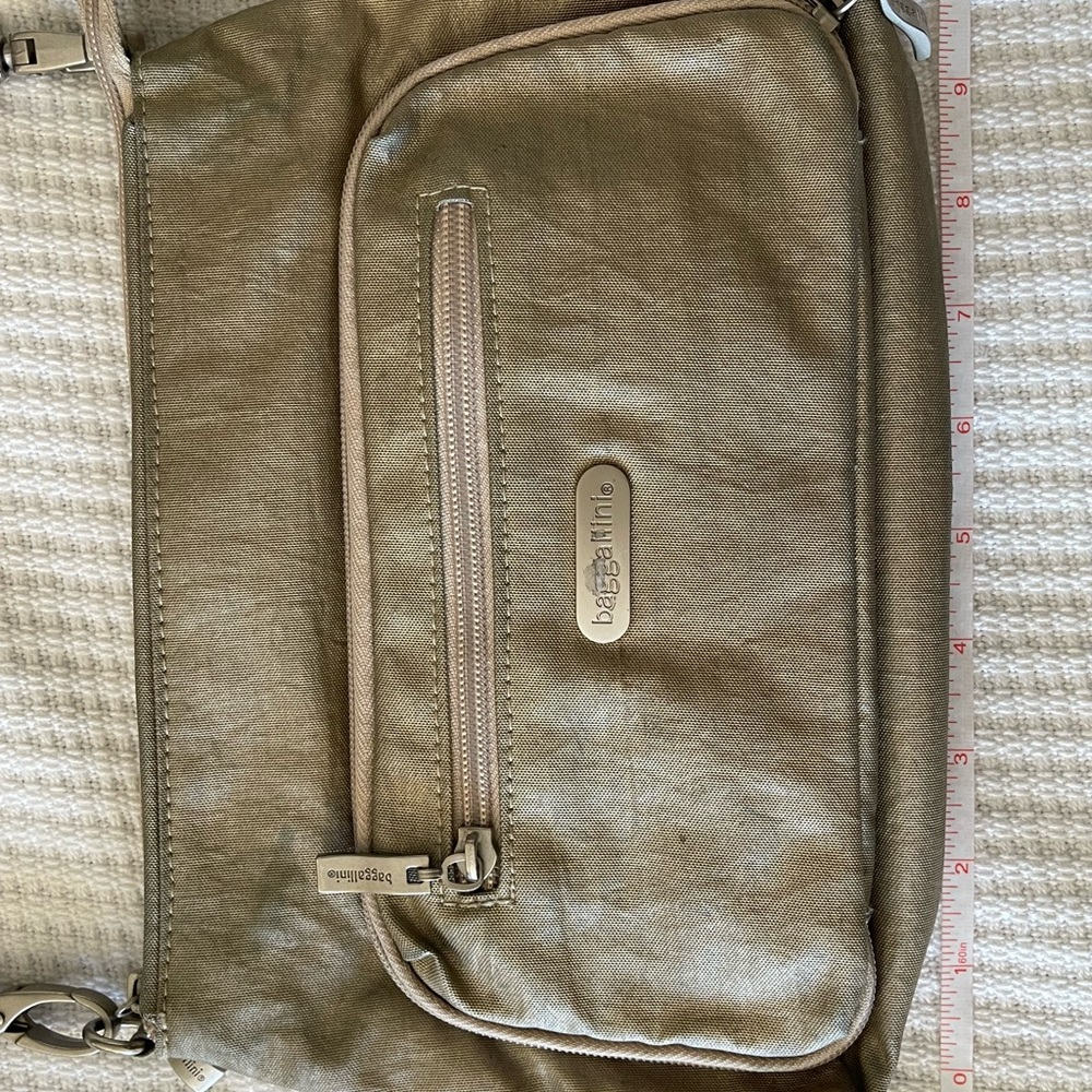 Baggallini Handbag Euc Adjustable Strap - image 3